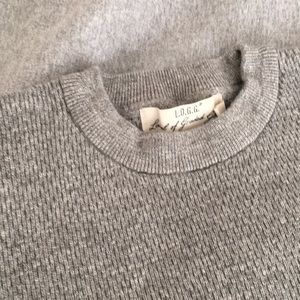 H&M Sweaters - H&M Unisex Crewneck Sweater H&M Sweaters - H&M Unisex Crewneck Sweater